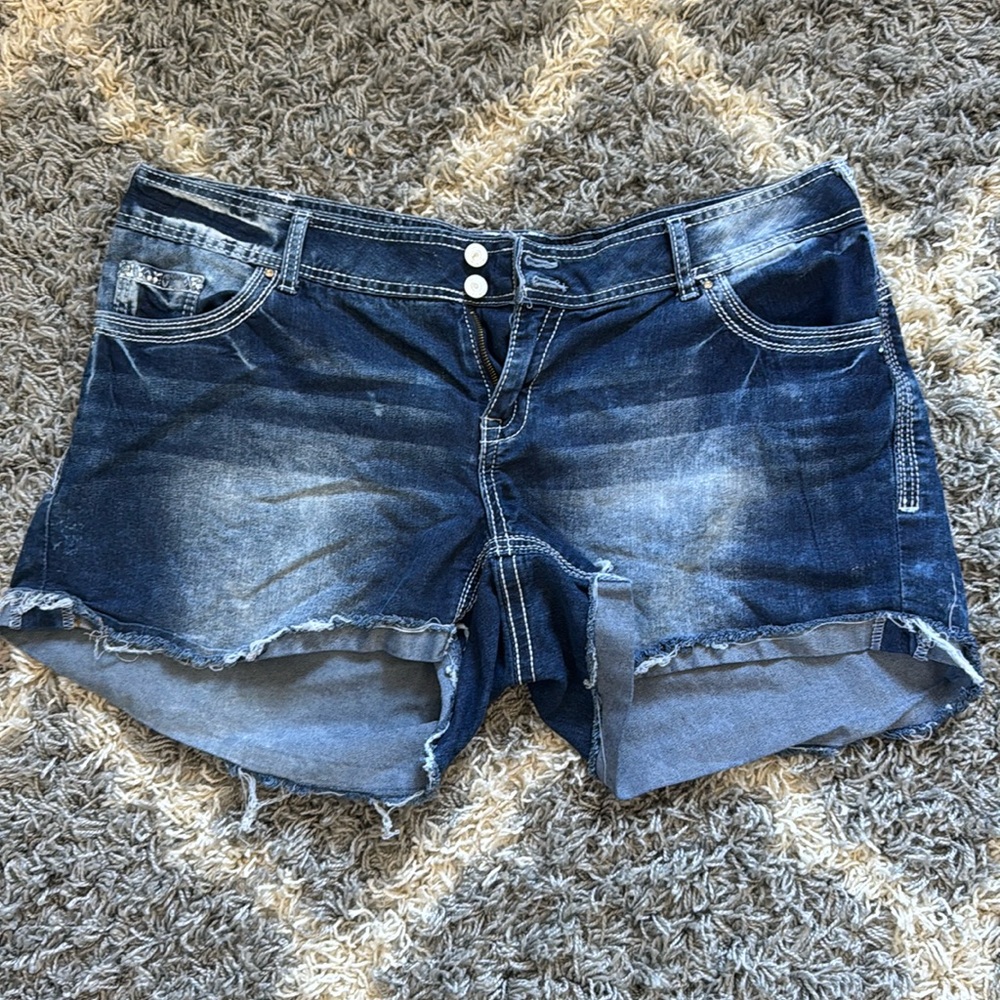 Cute Jean shorts